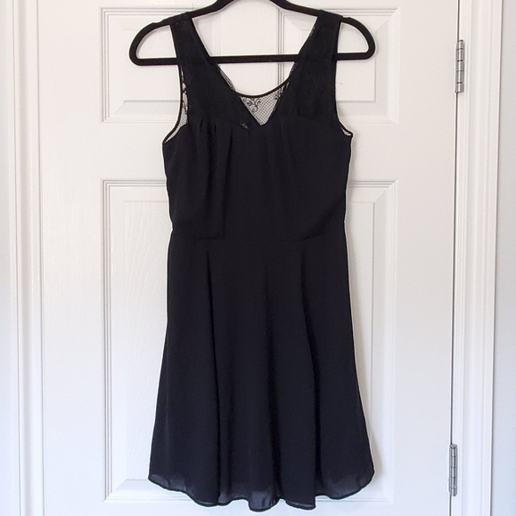 Sweetheart Mini Dress - Picture 2 of 6